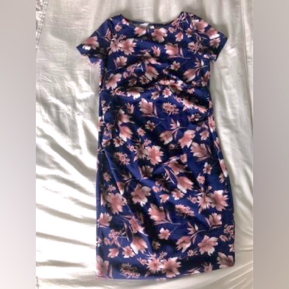 Maternity Dress - Picture 1 of 1